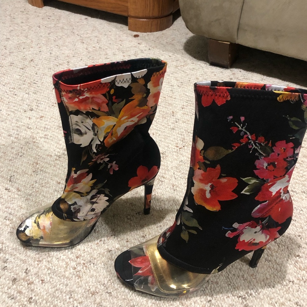 Floral dream heels!
